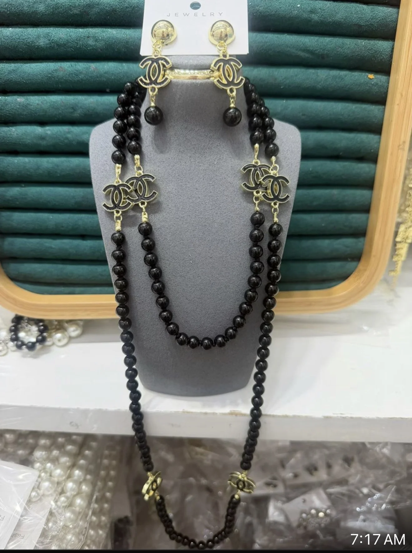 KnK Luxe Boutique - Image 7