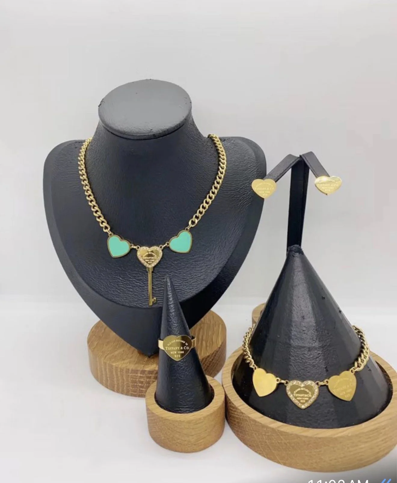 KnK Luxe Boutique - Image 3