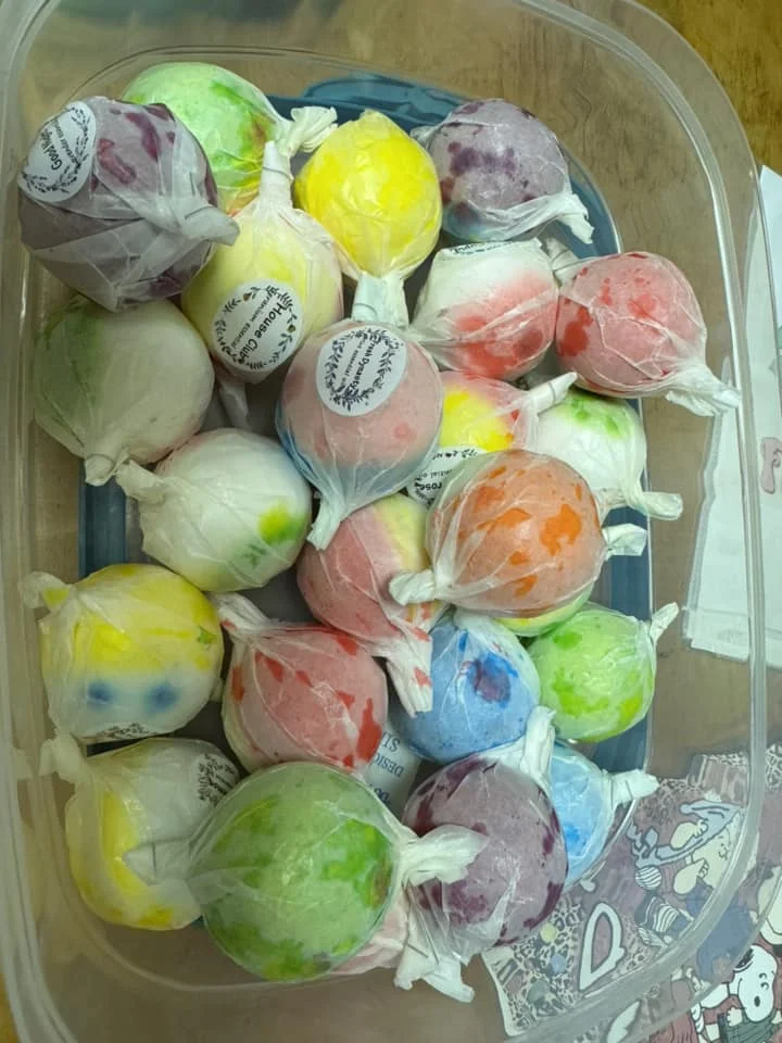Pretty & Pressed Creations LLC - Image 2