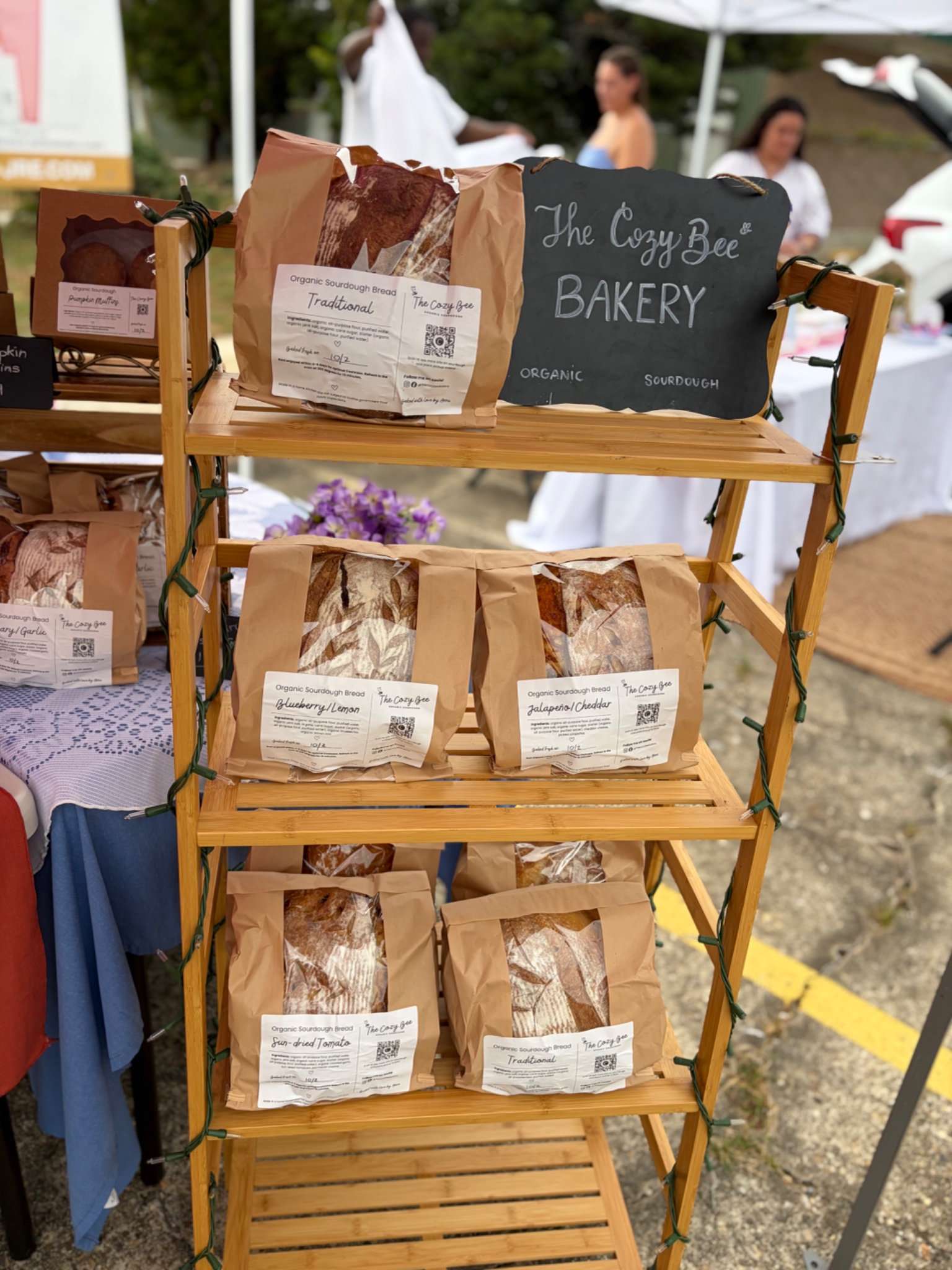 The Cozy Bee Bakery